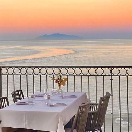 Hotel Des Gouverneurs Bastia  Exteriér fotografie